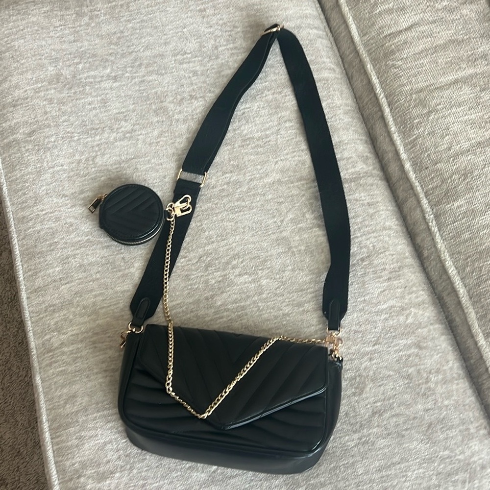 Ant Expedition Black Crossbody bag with gold hardware